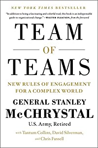 Team of Teams: New Rules of Engagement for a Complex World [洋書](中古品)