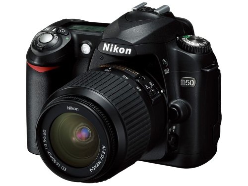 Nikon D50 ブラック デジタル一眼レフカメラ レンズキット〔AF-S DX ズーム(中古品)