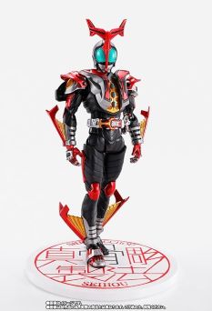 S.H.Figuarts（真骨彫製法）仮面ライダーカブト ハイパーフォーム 真骨彫製法 10th Anniversary Ver. 約150mm AB(中古:未使用・未開封)