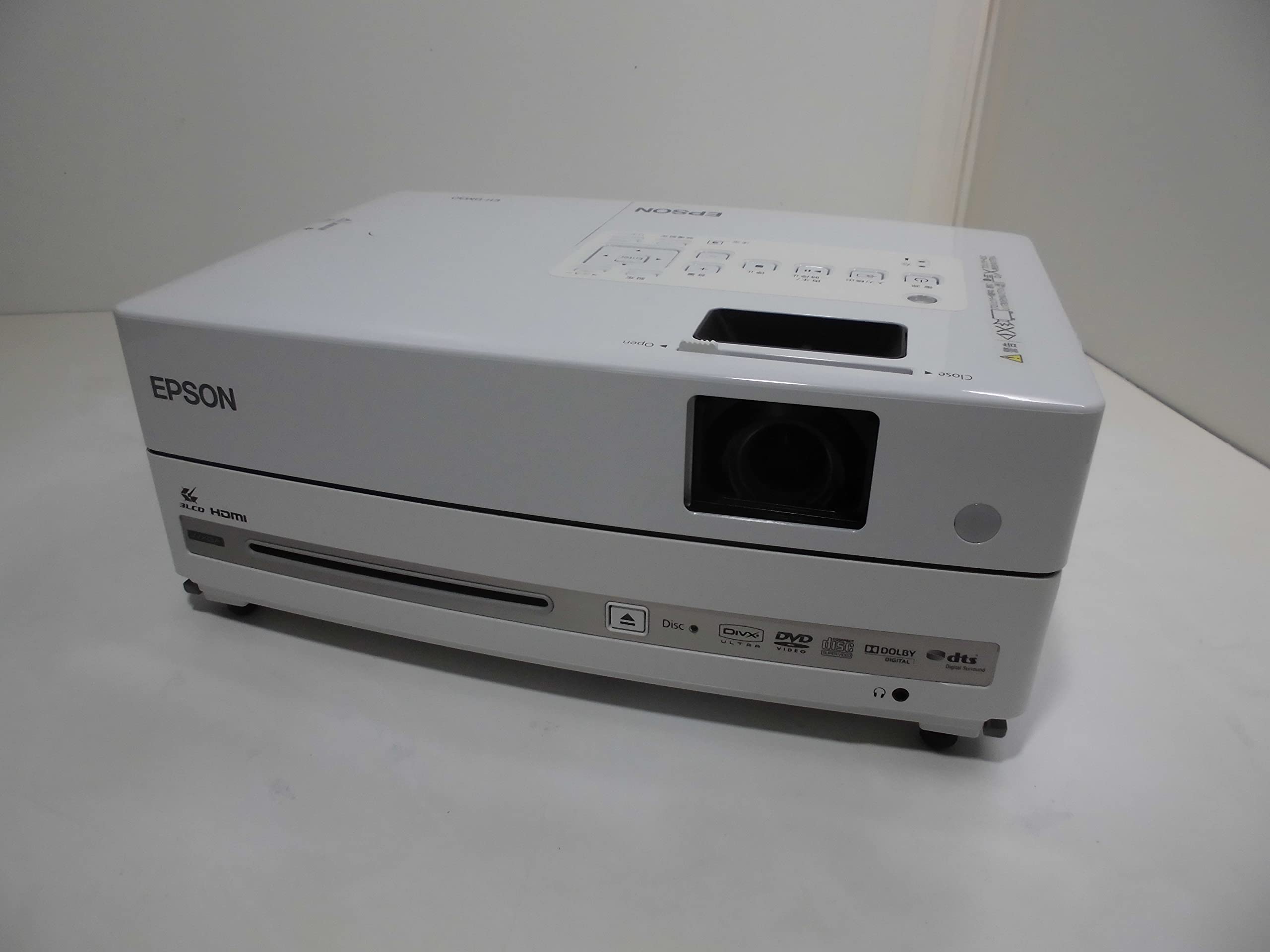 EPSON dreamio ホームプロジェクター 2,500lm WXGA 4.3kg ハイビジョン EH-DM30(中古品)
